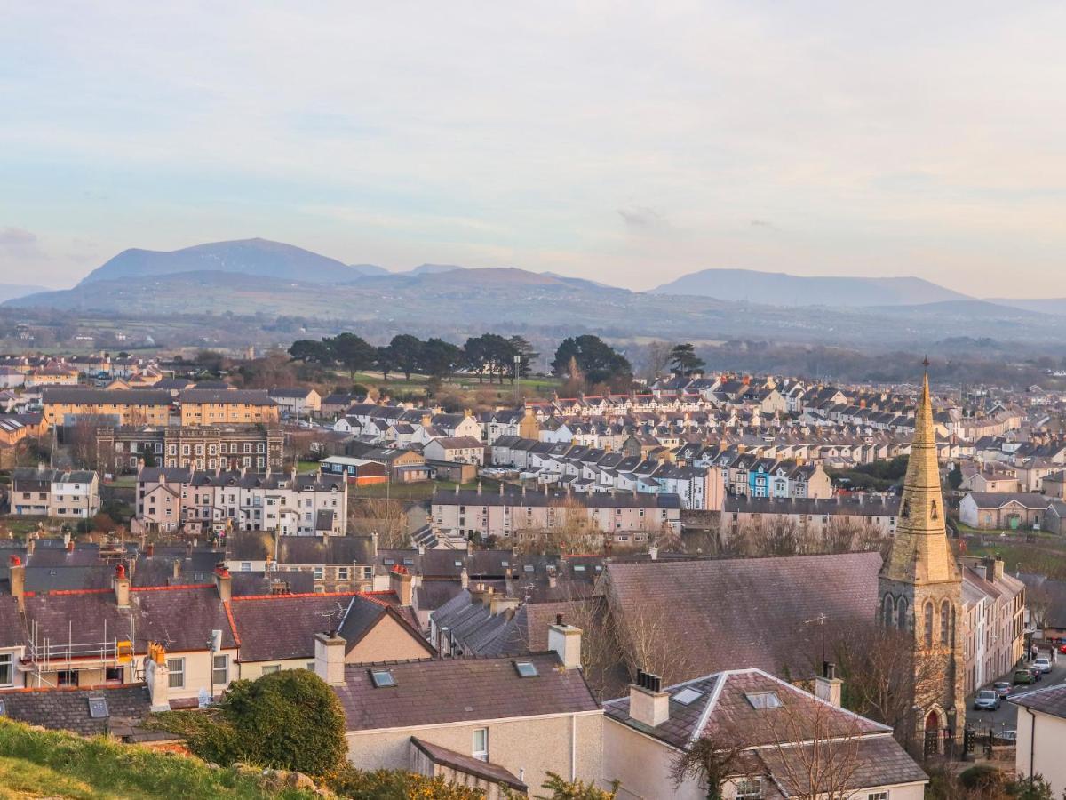 Apartamento Bryn Min Manton Penthouse Caernarfon Exterior foto